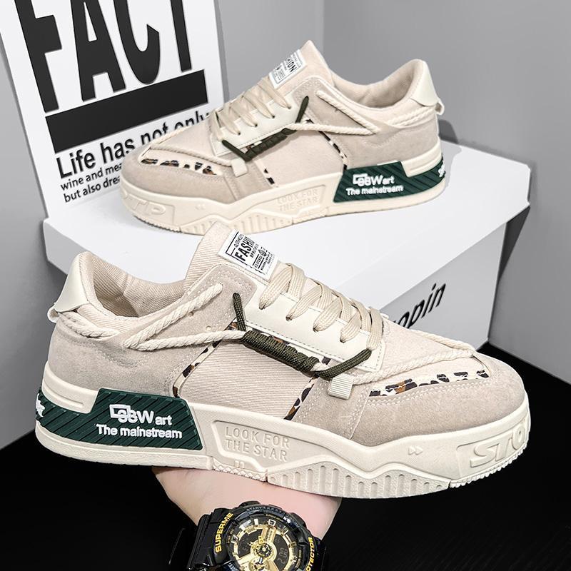 Modische, lässige Canvas-Sneaker mit dicker Sohle