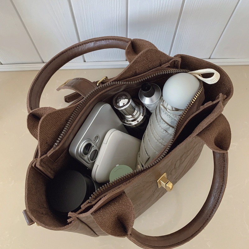 Leichte, luxuriöse Handtasche im Bucket-Stil – Bild 4