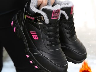 Wanderschuhe – warm, strapazierfähig und rutschfest mit elastischem Schnürverschluss